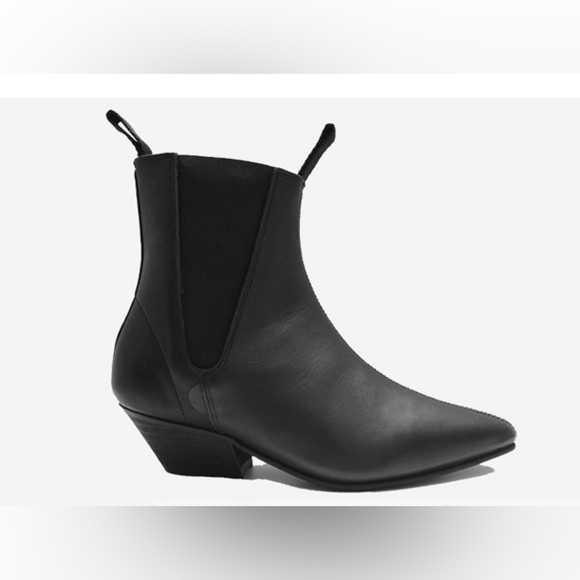 Underground England Chelsea Boots - Black Leather UK Size 6 - Picture 1 of 13
